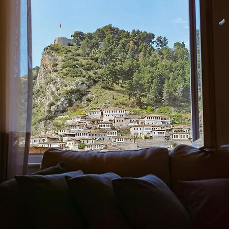 Joni & Joy Center Apartment Berat Exterior photo