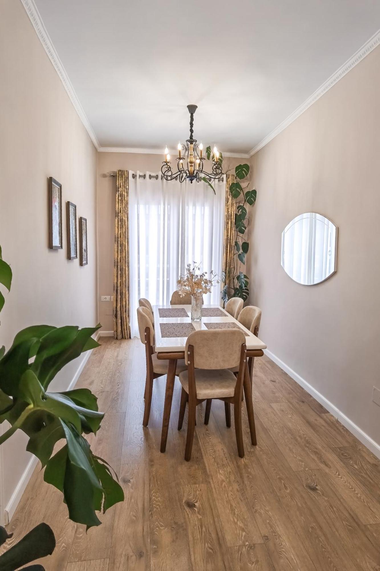 Joni & Joy Center Apartment Berat Exterior photo